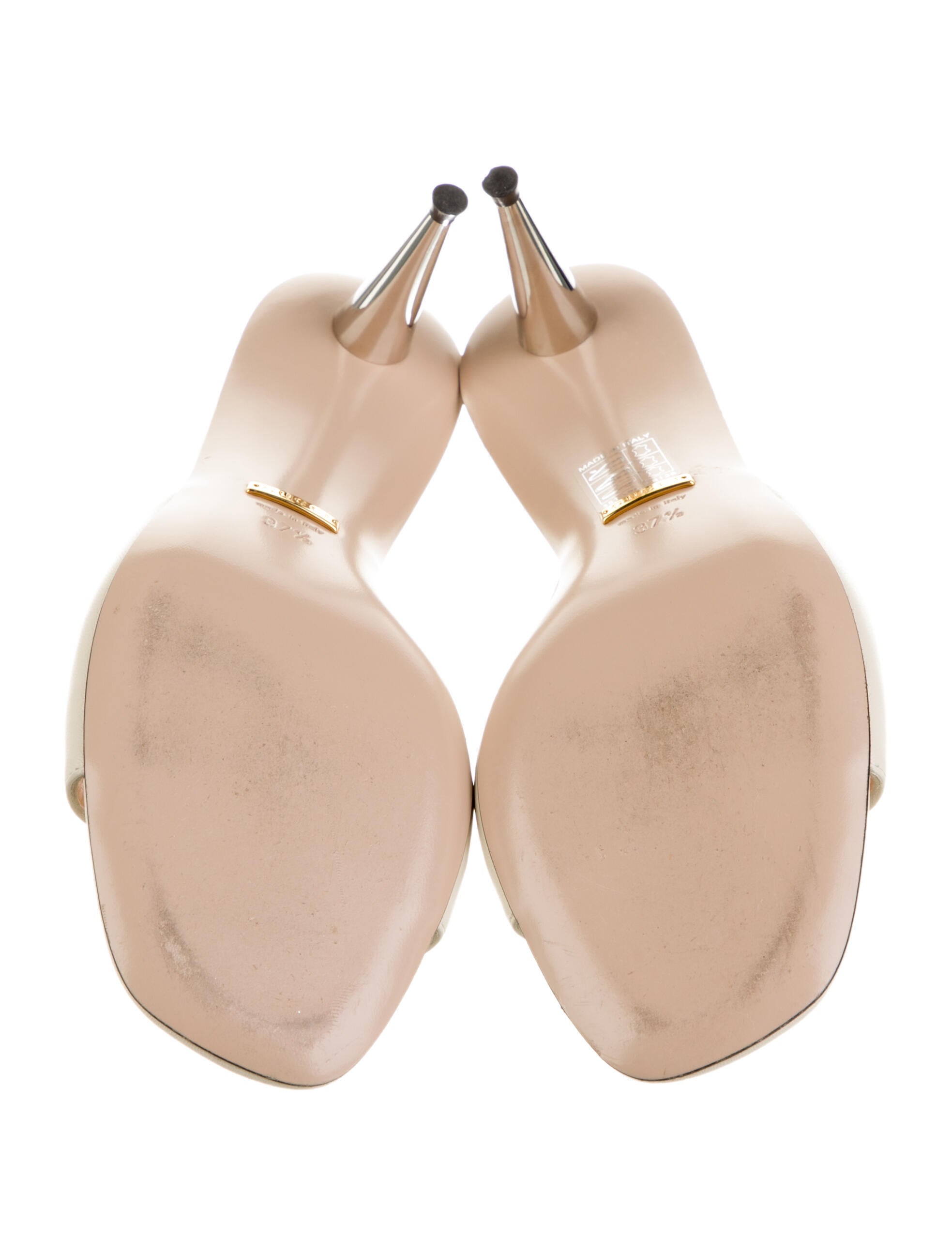 Gucci Interlocking G Logo Leather Slides